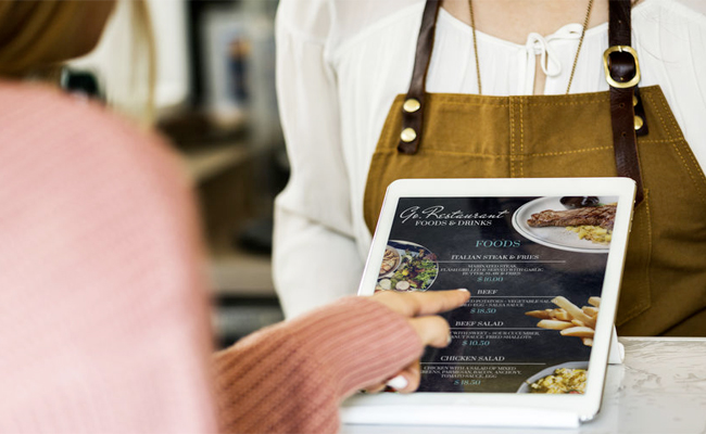 Digitalisation de la restauration : nouvel enjeu de la traduction multilingue